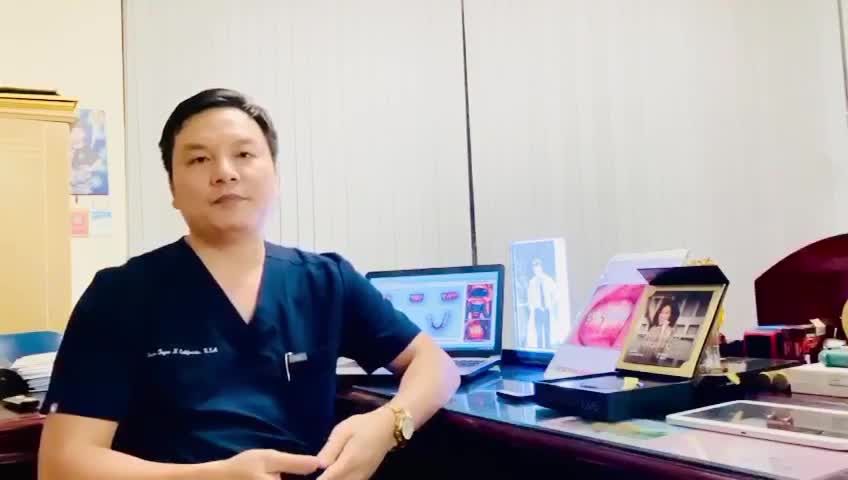 Niềng răng bằng máng trong suốt Invisalign là phương pháp Niềng Răng không mắc cài đang rất được ưa chuộng trên thế giới hiện nay