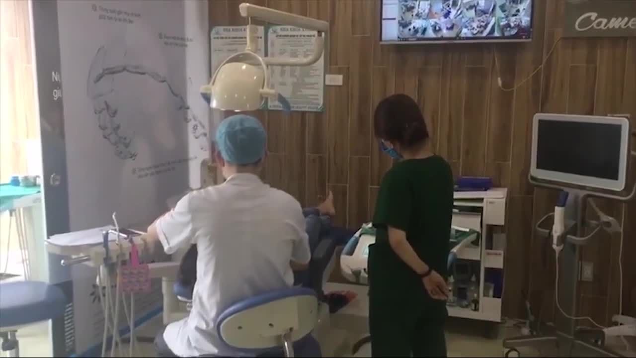 TÁI KHÁM NIỀNG RĂNG - KHÁCH HÀNG CÙNG NHA KHOA ATHENA CHĂM SÓC RĂNG MIỆNG HIỆU QUẢ