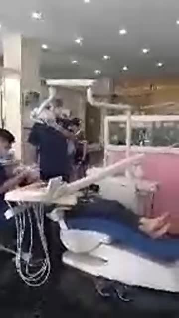 9h sáng chủ nhật, bệnh nhân đến sớm hơn thường lệ