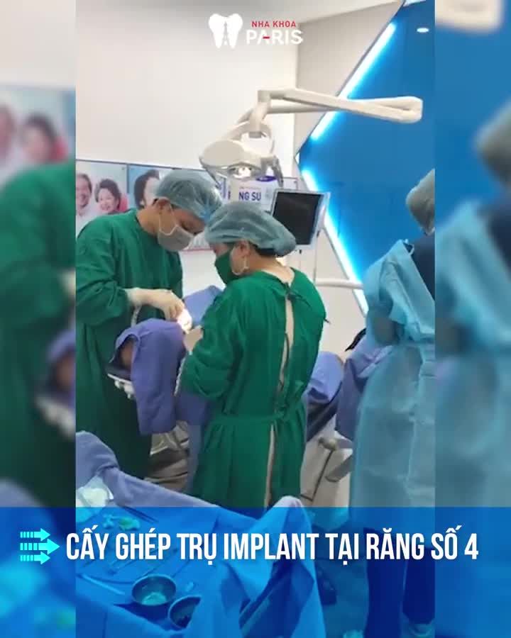 Cận cảnh Khách hàng Cấy Ghép Implant