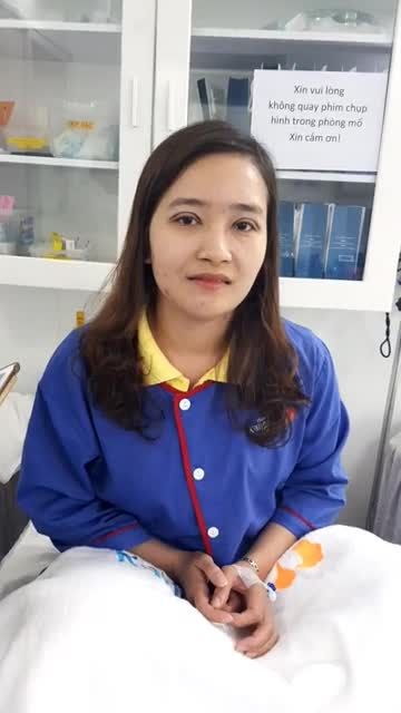 Khách hàng sử dụng dịch vụ cắt mí trên plasma sau 30 phút phẫu thuật