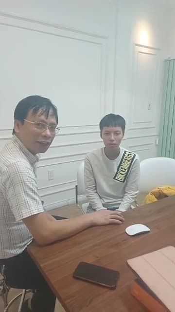 Tái khám nâng mũi cấu trúc Surgiform