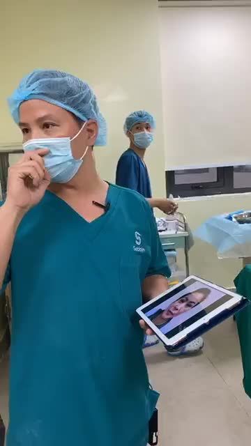 CẤY MỠ HỐC MẮT