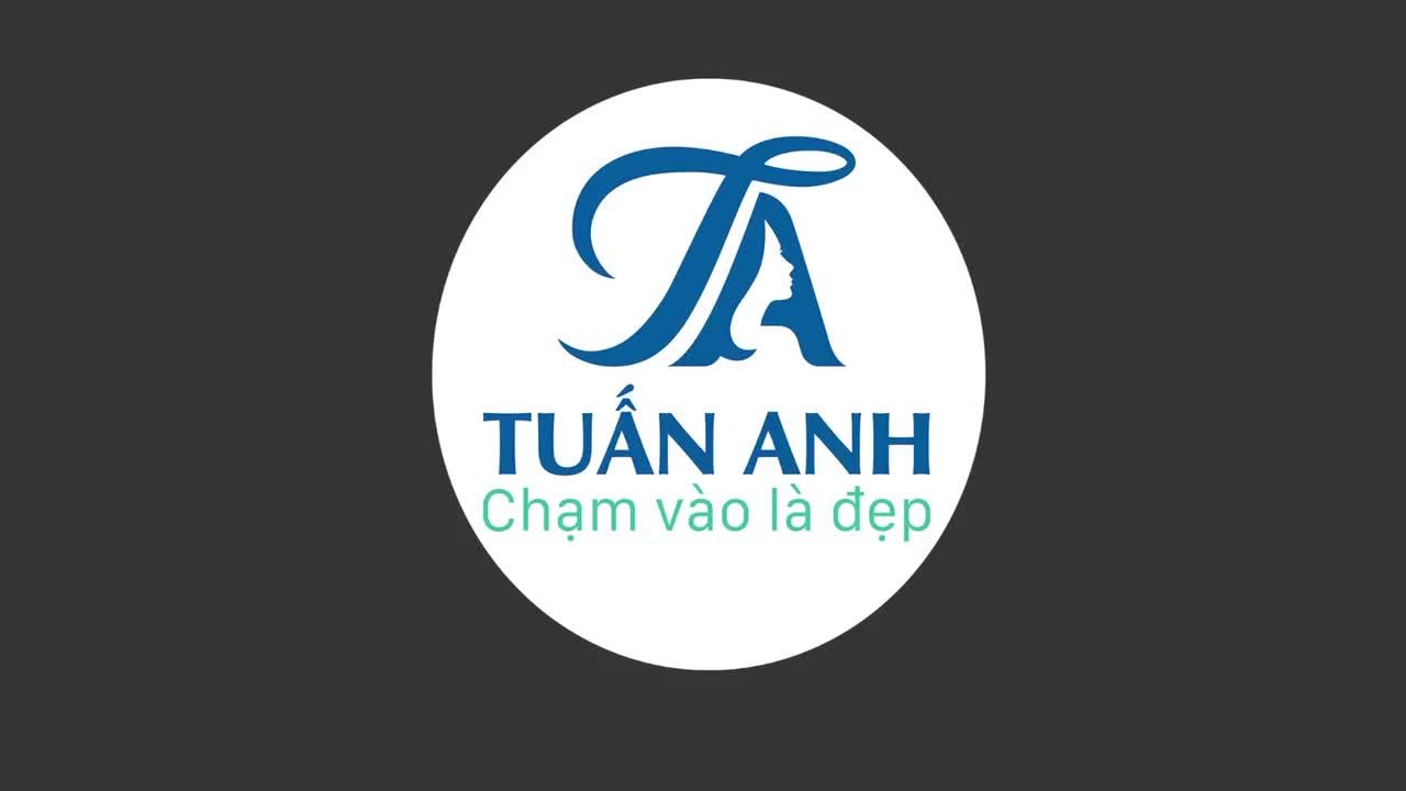 Khách hàng của chúng tôi đã cắt mí tại 1 cơ sở khác và sửa lại 2 lần. Hiện tại, không 1 cơ sở nào nhận sửa mí giúp chị.