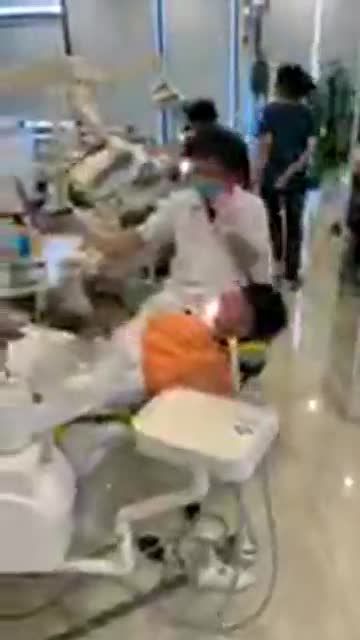 Sáng Chủ Nhật tại XS Dental