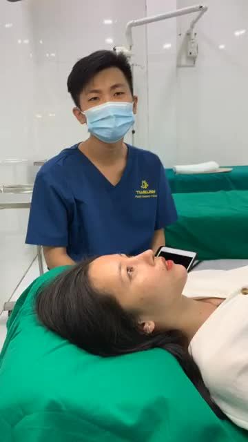 Khách hàng Nâng mũi Siêu cấu trúc  Độn cằm tái khám sau 3 tháng