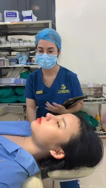 Ca nâng mũi bán cấu trúc vùa hoàn thành xong