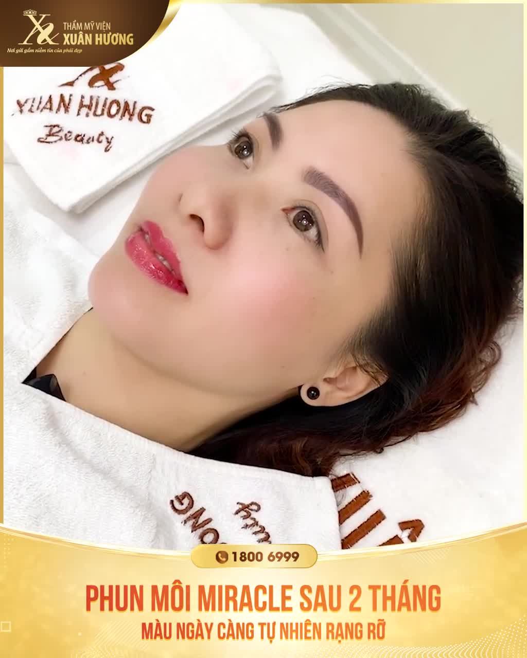 "TỪ NGÀY PHUN MÔI XONG TỰ TIN HƠN HẲN, KHÔNG CẦN ĐÁNH SON MỖI BUỔI SÁNG, NGỦ DẬY LÚC NÀO CŨNG THẤY MÌNH XINH ĐẸP"