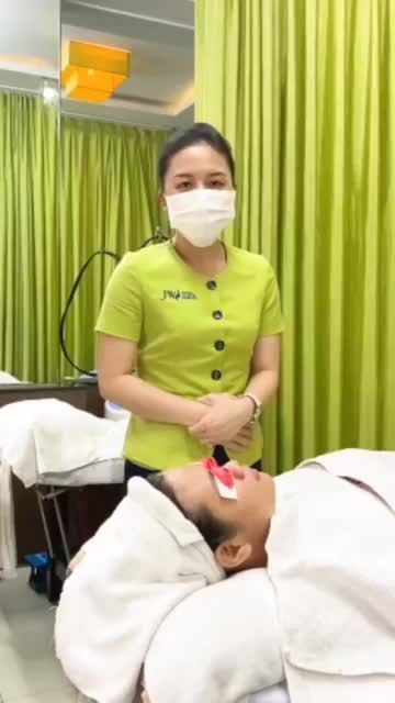 CỨU CÁNH LÀN DA ĐẦY SẸO RỖ CỦA NỮA KHÁCH HÀNG