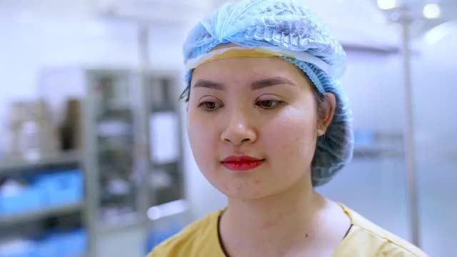 Chào ngày mới với ca SỬA MÍ sau nhấn mí: Chỉ 45 phút tạo hình bạn khách hàng đã có đôi mắt đẹp vô cùng tự nhiên, ít sưng, ít đau, ít bầm tím.