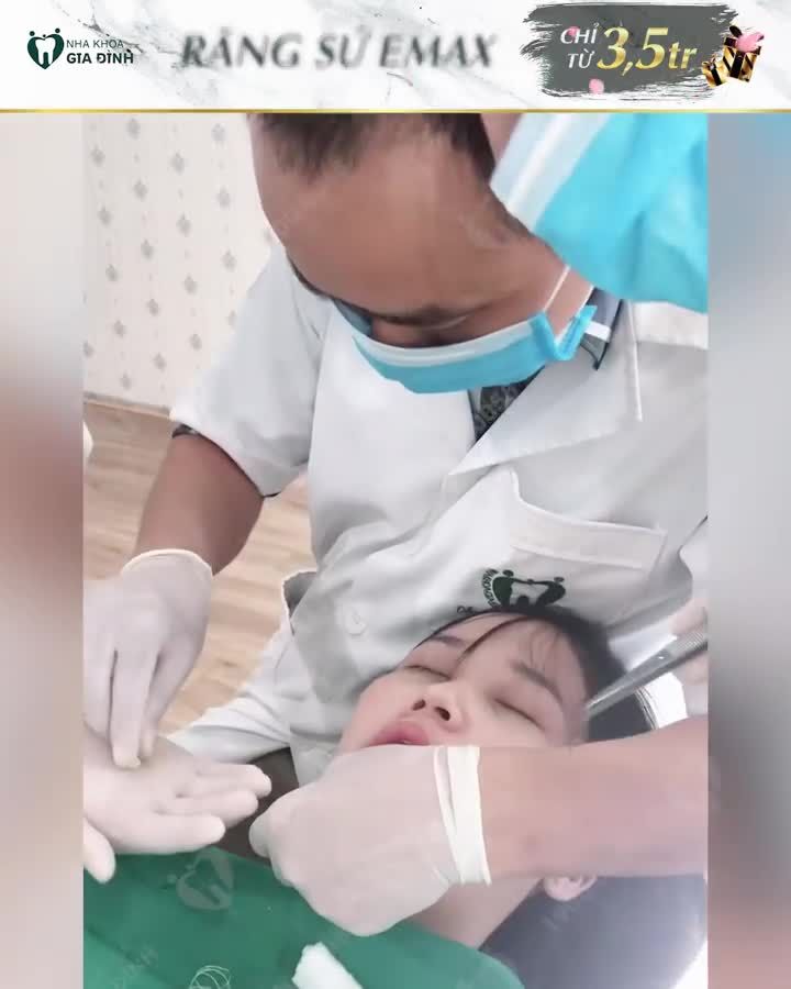 LÀ CON GÁI NHẤT ĐỊNH PHẢI CƯỜI ĐẸP
