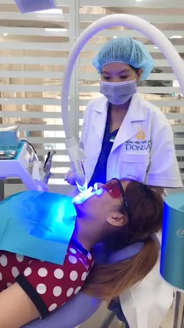 Răng trắng bật tone chỉ sau 40 phút Tại Nha Khoa Đông Á - Bệnh viện Thẩm Mỹ Đông Á