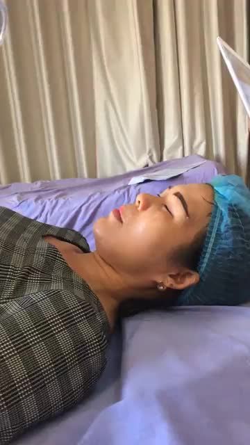 30 phút nâng cung mày tại Đông Á kết quả thế nào?