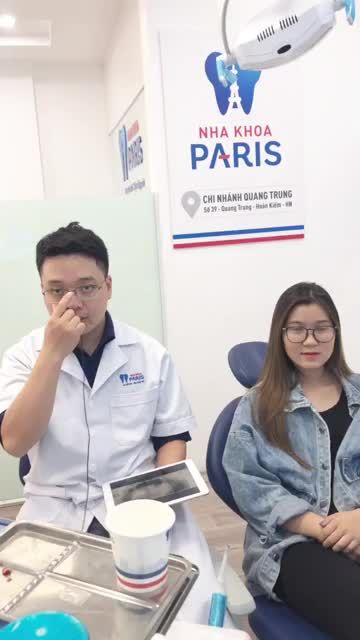 Khách hàng Đậu Thị Khánh Huyền sinh năm 2000 nhổ R8, thực hiện bởi bác sĩ Trần Minh Hiệp tại Nha khoa Paris 39 Quang Trung