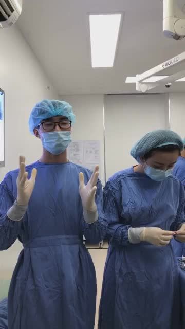 NGẠI selfie vì Mặt Vuông - Góc Cạnh