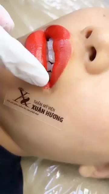 ĐƯỢC ÔNG XÃ TẶNG QUÀ 20/10 SỚM, KHÁCH HÀNG ĐẾN NGAY XUÂN HƯƠNG LỰA CHỌN PHUN MÔI