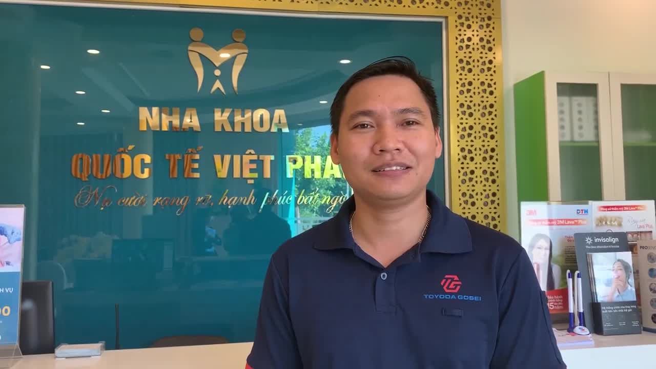 TỰ TIN CÓ MỘT NỤ CƯỜI ĐẦY RẠNG RỠ