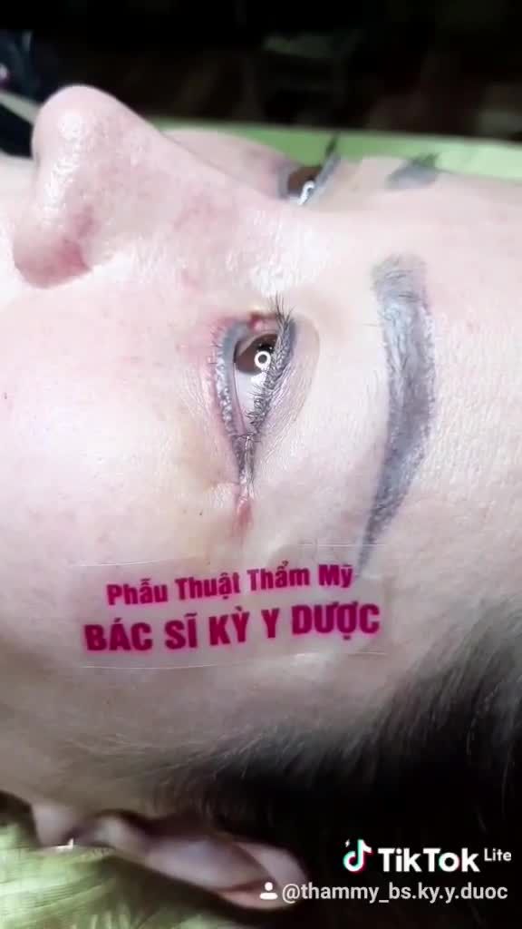 ĐÔI MẮT LÀ CỬA SỔ TÂM HỒN