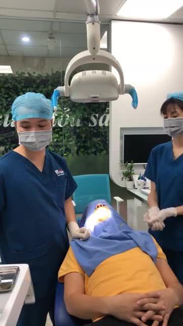 Khách hàng Đặng Văn Sắc loại bỏ răng 8 tại nha khoa 12 Thái Thịnh