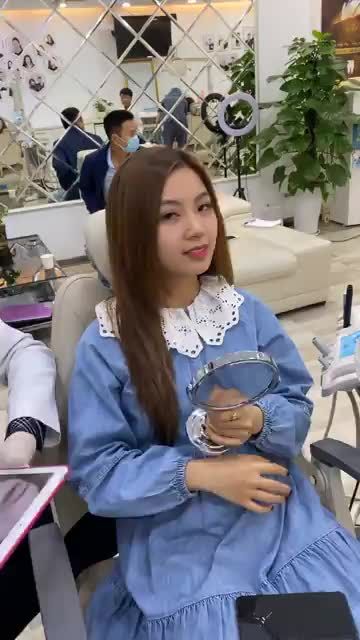 Gặp gỡ nữ khách hàng xinh đẹp Đinh Thị Thu Hương sau 6 tháng làm răng sư cao cấp tại Delia