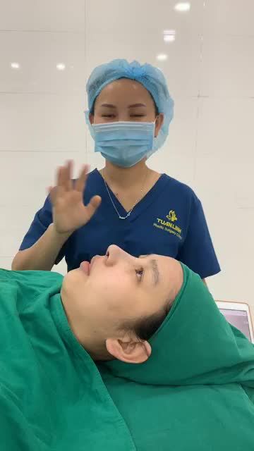 Khách hàng thực hiện dịch vụ Nâng mũi tái cấu trúc sau 90 Phút