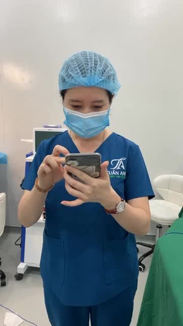 CẮT MÍ TRÊN