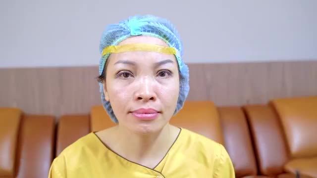 Ca mí Mk vừa thực hiện xong mang đến đôi mắt rạng rỡ tươi trẻ cho khách hàng