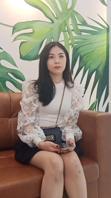 Khách hàng Hoàng Thị Vân Anh - qua tái khám tại Nha Khoa Athena