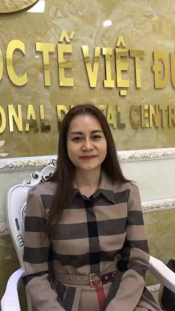 Chia sẻ cảm nhận từ chị Lương Anh Tú – sinh năm 1981 hiện đang công tác tại Bộ Nông Nghiệp vừa tháo mắc cài chỉnh nha xong tại Nha khoa Quốc tế Việt Đức cơ sở 84A Hai Bà Trưng.