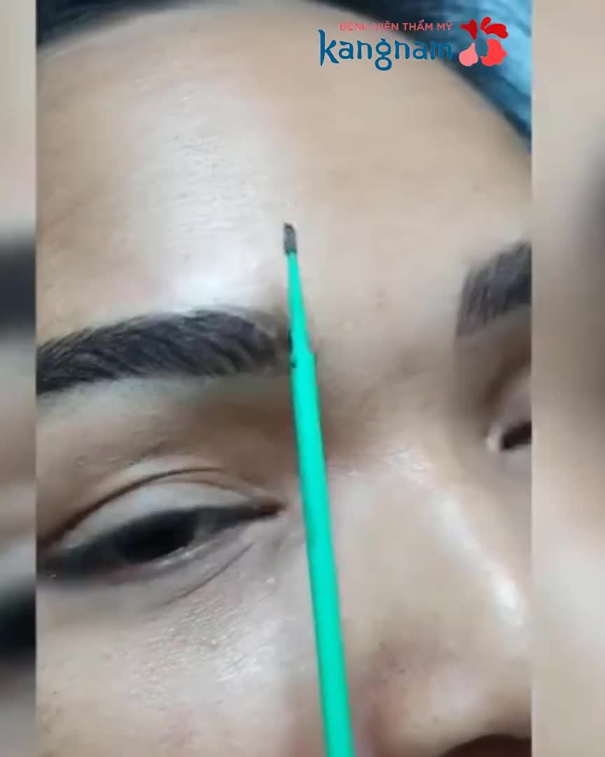 Từ nay hết nỗi lo quên kẻ lông mày khi ra đường nữa