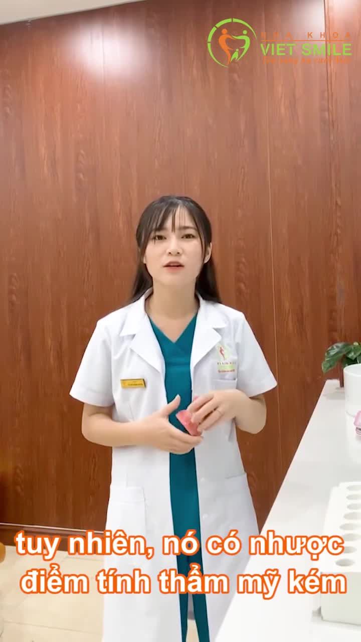 Cùng là niềng răng mắc cài mà có nhiều sự lựa chọn từ mắc cài kim loại tiêu chuẩn tới mắc cài tự động thông minh, mắc cài pha lê, ...