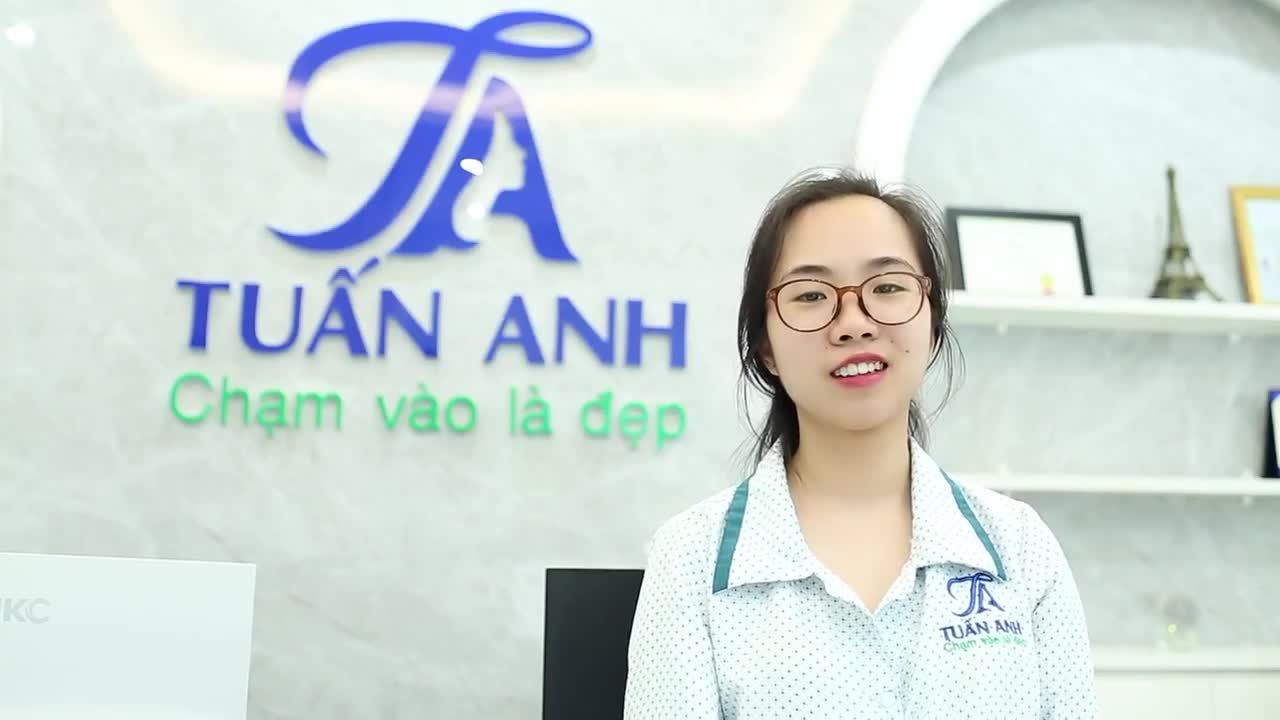 Mời các bạn theo dõi Video Feedback NÂNG MŨI S-Line của khách hàng Huyền Small