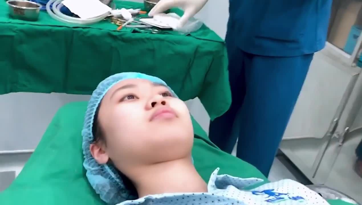 THAY ĐỔI THẦN THÁI NHỜ NÂNG MŨI S-LINE