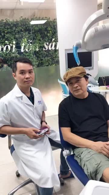KH Nguyễn Tất Quân quay trở lại tái khám sau gần 2 năm sửa dụng dịch vụ cấy Ipl lại Nha khoa Paris