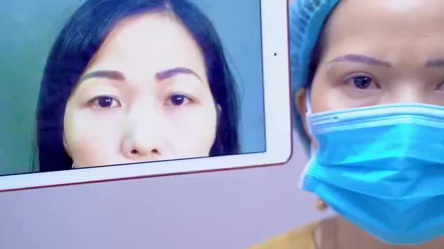 Nâng cung mày giải pháp níu giữ thanh xuân