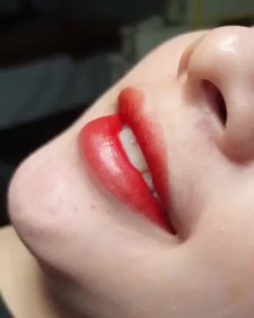 Phun môi Babylip môi đẹp mềm mịn, căng bóng tự nhiên - Mời quý khách hàng cùng theo dõi