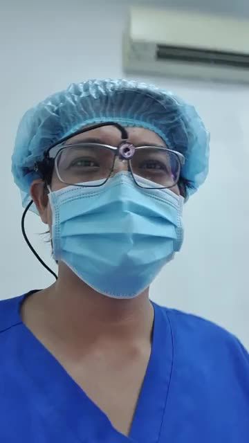 NÂNG MŨI TÁI CẤU TRÚC BS KỲ Y DƯỢC KHẮC PHỤC TÌNH TRẠNG LỆCH VẸO TRỤ MŨI, HAI LỖ MŨI KHÔNG ĐỀU, DÁNG MŨI GỒ PHẦN THÂN MŨI, CỤP PHẦN ĐẦU MŨI