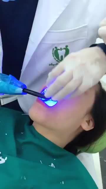 NHỮNG NGÀY GẦN CUỐI NĂM MỌI NGƯỜI NÔ NỨC ĐI LÀM ĐẸP