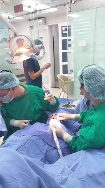 PHẪU THUẬT CẤY GHÉP IMPLANT