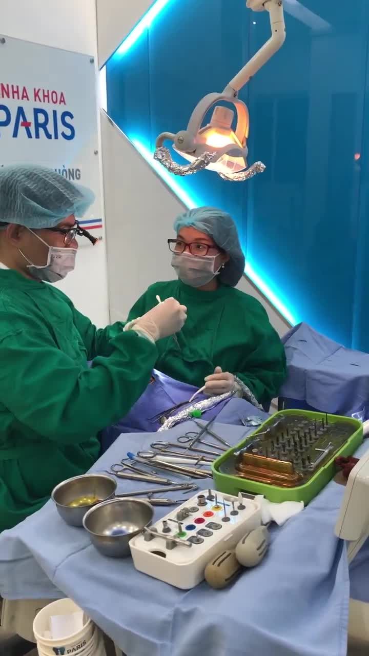 CẤY GHÉP IMPLANT VÔ TRÙNG 100%