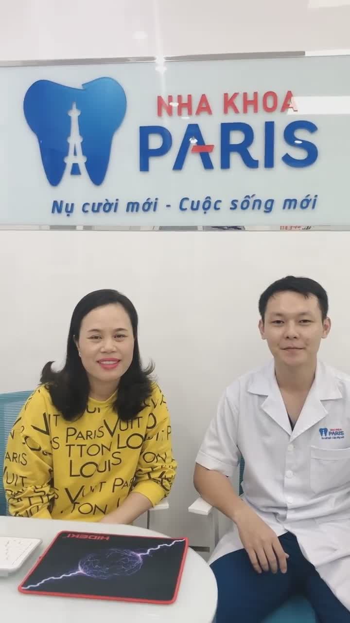 Cảm Nhận Khách Hàng Ngô Thị Hường Sau Khi Bọc 18 Răng Sứ Veneer Emax Do Bác Sĩ Hiếu Thực Hiện.