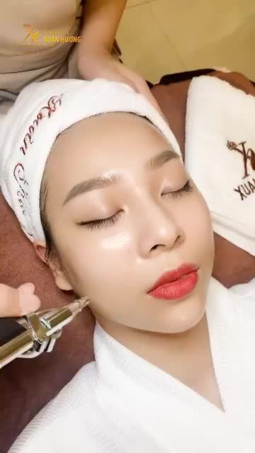 XUÝT XOA LÀN DA CĂNG MỌNG NƯỚC GIỮA MÙA HANH KHÔ NỨT NẺ
