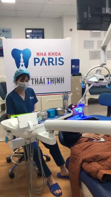 KHÁCH HÀNG TẨY TRẮNG RĂNG TẠI NHA KHOA PARIS 12, THÁI THỊNH, HÀ NỘI