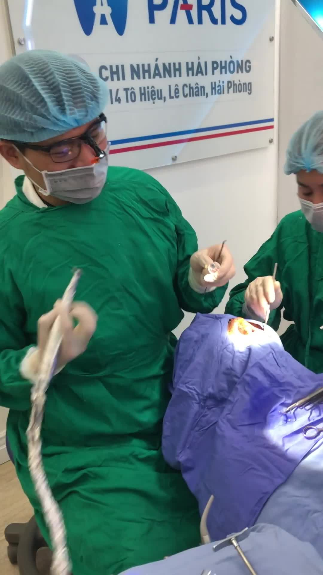 CẤY GHÉP IMPLANT THỤY SĨ STRAUMANN TẠI NHA KHOA PARIS HẢI PHÒNG