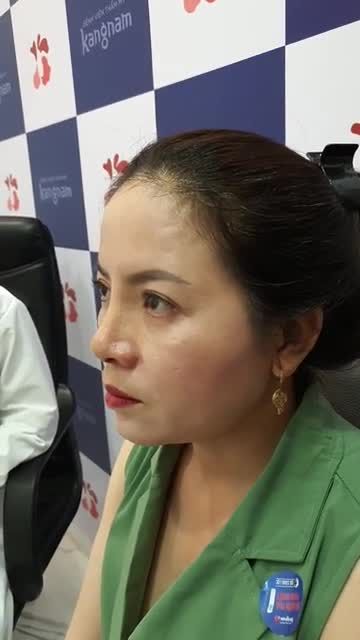 "Nâng mũi thôi mà mọi người không nhận ra, ai cũng khen xinh sang lên, chị hạnh phúc lắm"
