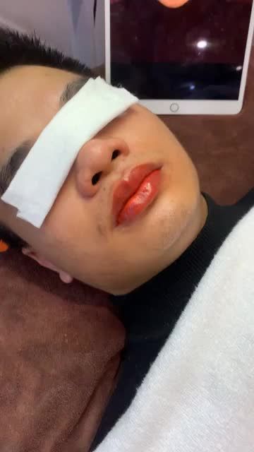 KANGNAM PHUN MÔI NAM GIỚI Xoá thâm Môi hồng tươi tắn tự nhiên