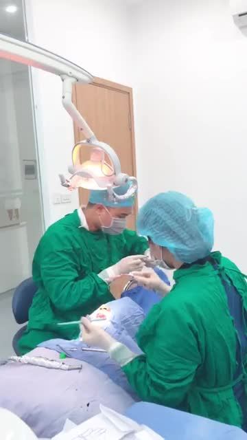 Cấy ghép Implant tại Paris Vinh do bs Phan Tuấn thực hiện