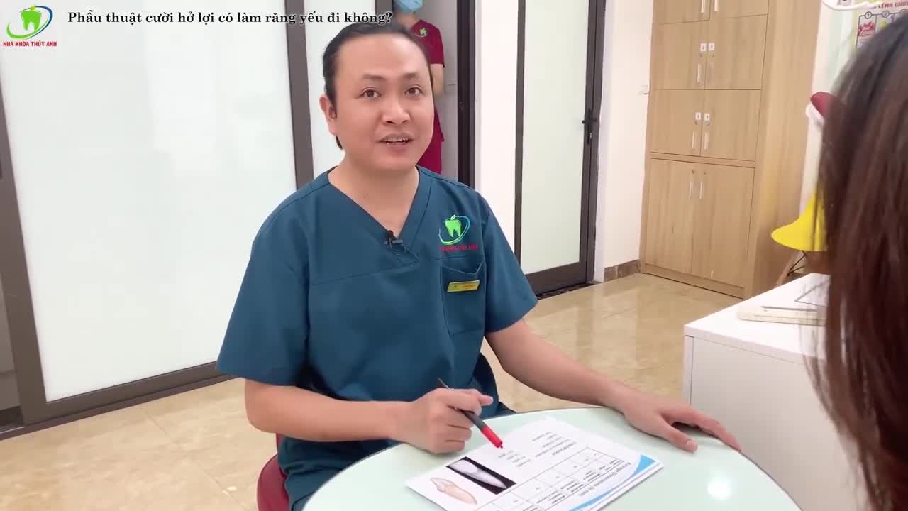 Điều trị cười hở lợi bằng làm dài thân răng có làm răng yếu đi không?