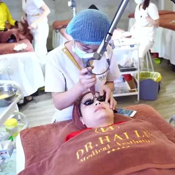 Da bạn đã đẹp mướt mịn để chuẩn bị đón năm mới chưa? Nếu chưa bạn đến ngay Dr.Hải Lê tân trang nhan sắc ngay nhé
