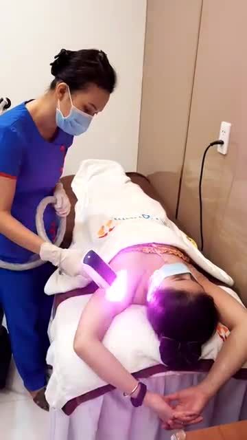 Lông nách rậm, gây viêm, mùi mồ hôi? "Dọn sạch" đi chờ chi?